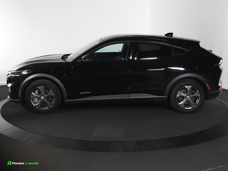 Ford Mustang Mach-E (2021) Technology Pack | B&O - fotka 3 z 10