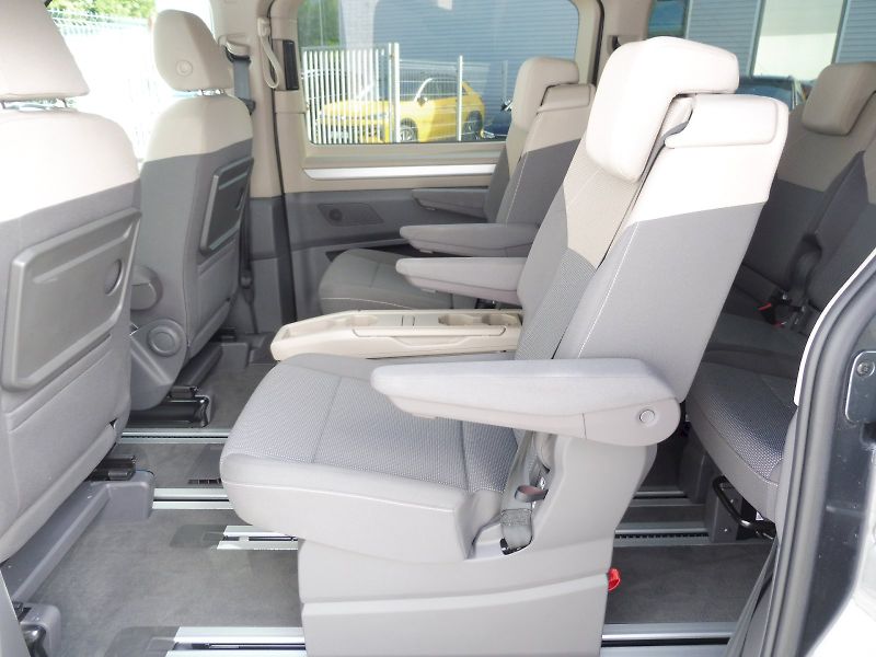 Volkswagen Multivan (2025) Long Life 1,5 TSI PHEV 180kW D - fotka 20 z 30