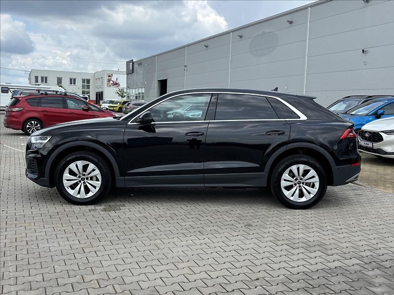 Audi Q8 3,0 TFSI V6 Quattro 250kW - fotka 2 z 34
