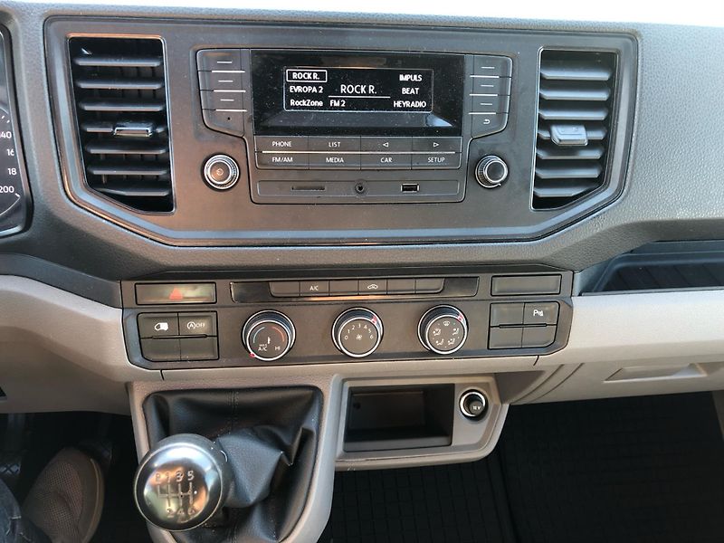 Volkswagen Crafter 2.0 TDI - fotka 20 z 28