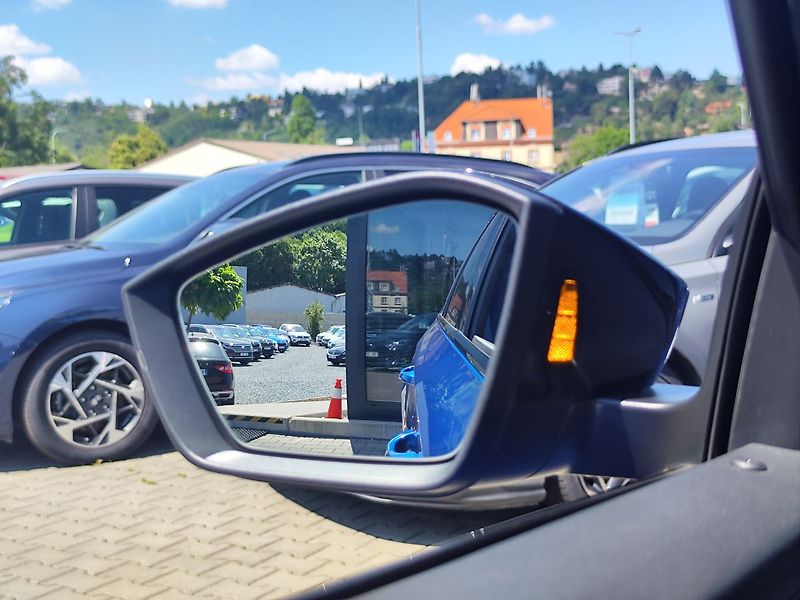 Škoda Superb 2.0 TDI/147kW Sportline DSG 4x - fotka 18 z 36