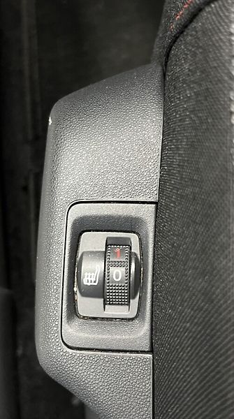 Citroën C3 Aircross 1,2 PureTech Shine - fotka 9 z 18