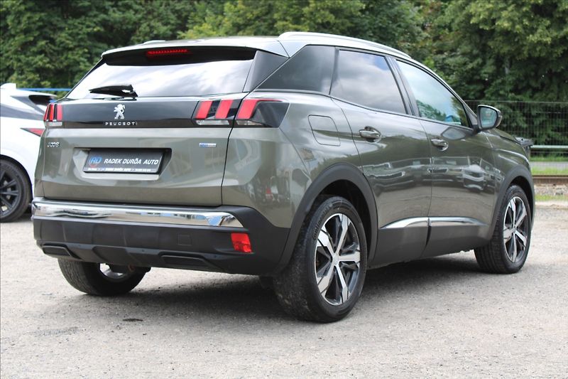 Peugeot 3008 1,2 i 96kW  1.MAJ,ČR,ALLURE - fotka 5 z 35