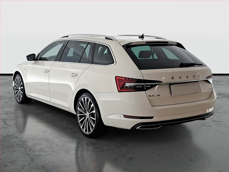 Škoda Superb (2023) Laurin&Klement 2.0 TDI - fotka 4 z 21