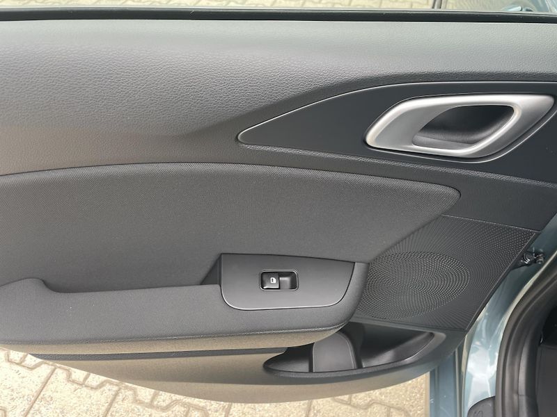 Kia Ceed SW (2025) 1,5T-GDi  TOP 