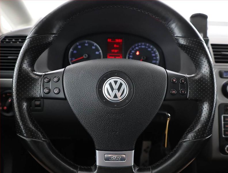 Volkswagen Touran (2010) Highline 1.4 TSI, Serv.kniha - fotka 8 z 17