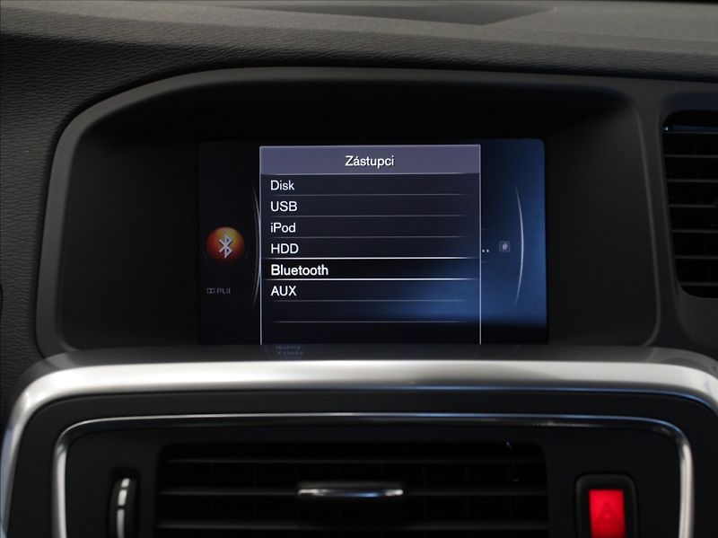 Volvo S60 2,0 Polestar 270kW 75tkm.ČR - fotka 13 z 27