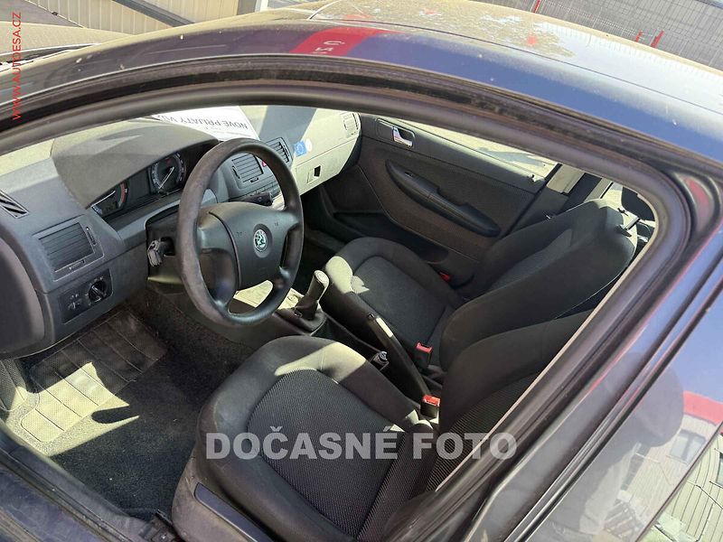 Škoda Fabia (2007) 1.4i, 1.maj,ČR, servis.kniha - fotka 3 z 3