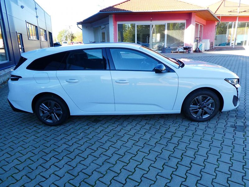 Peugeot 308 SW ACTIVE PT 130k EAT8 - fotka 7 z 26