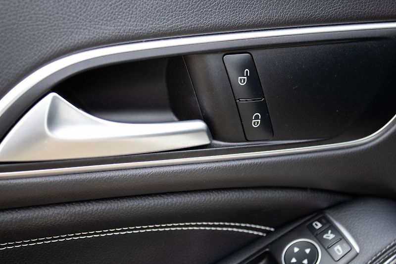 Mercedes-Benz CLA Doložitelný servis, 180, 80 kW - fotka 29 z 36
