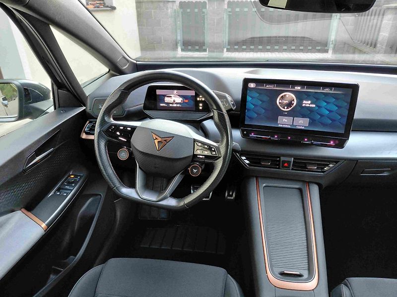 Cupra Born XL-BAT 77kWh SOH-93,6% LED ACC - fotka 12 z 14
