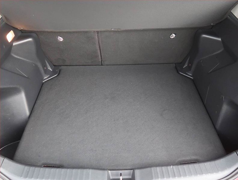 Toyota Yaris Cross (2022) 1.5 VVT-iE - fotka 13 z 14