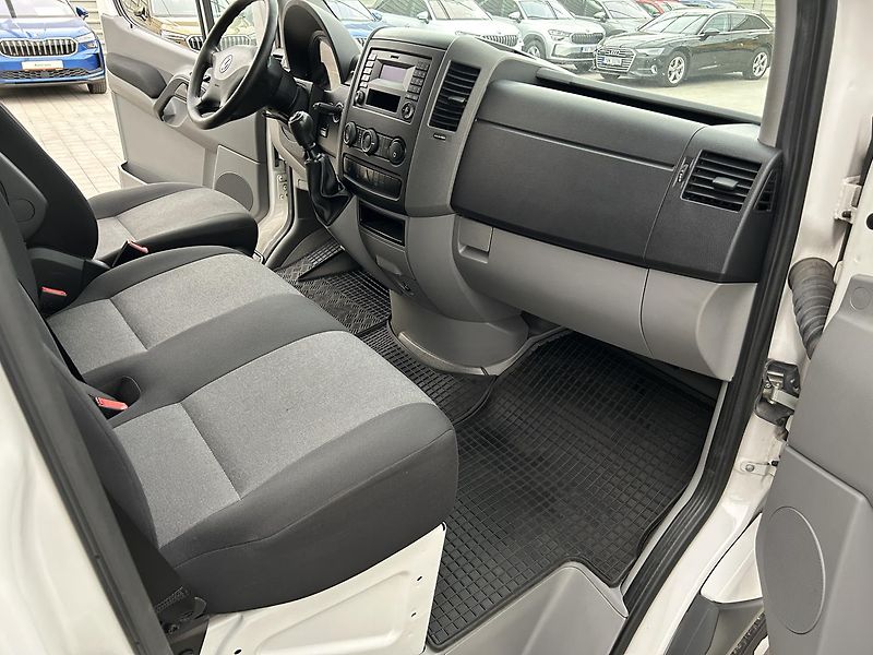 Volkswagen Crafter 2.0 TDI - fotka 16 z 21