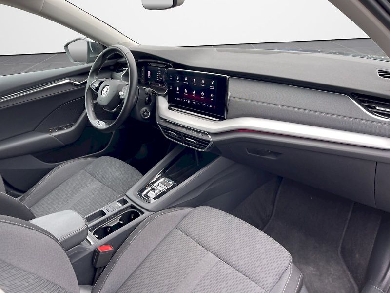 Škoda Octavia (2023) 2.0 TDI 110kW DSG Style Plus c - fotka 23 z 34