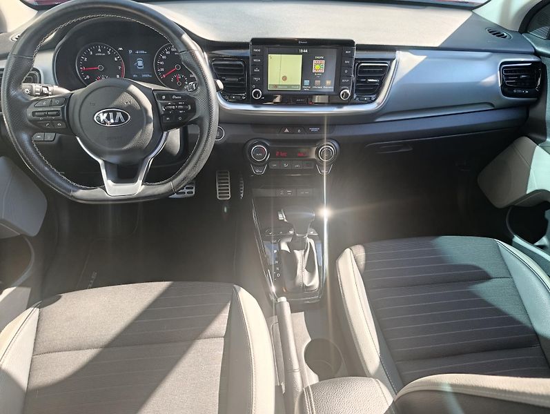 Kia Stonic (2020) 1.0 T-GDI 88KW Premium ČR - fotka 14 z 15