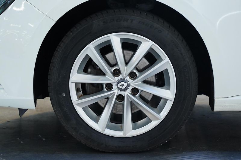 Renault Mégane - fotka 10 z 27