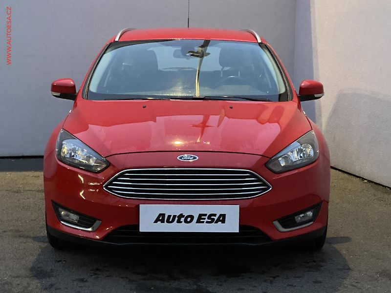 Ford Focus (2016) 1.5 TDCi, ČR, AC, temp - fotka 2 z 17