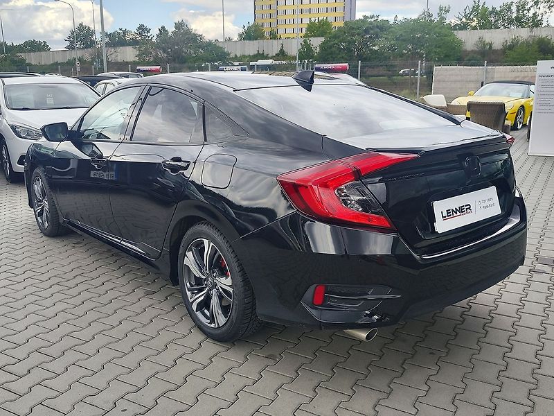 Honda Civic 1.5 i-VTEC/134kW Executive - fotka 7 z 38