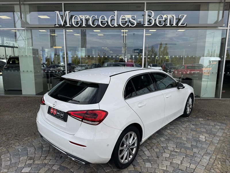 Mercedes-Benz Třídy A A 200 Progressive - fotka 25 z 29