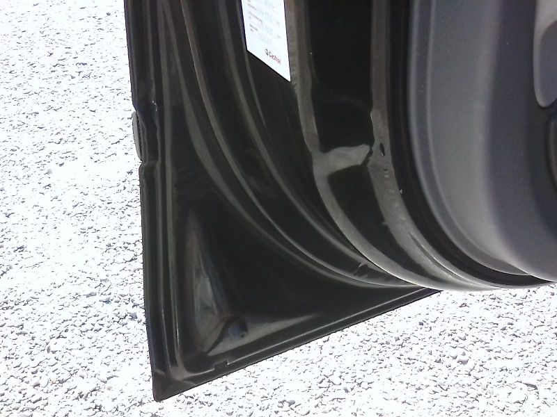 Nissan Almera Tino (2005) 1.8i 16V, kola navíc, závěs - fotka 23 z 32