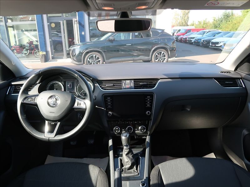 Škoda Octavia 1,6 TDi,85kW,Style,ČR,serv.kn. - fotka 16 z 28