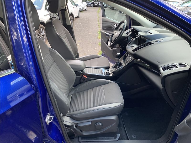Ford Kuga 1,5 EcoBoost,1.MAJ,ČR,SERVISKA - fotka 14 z 14
