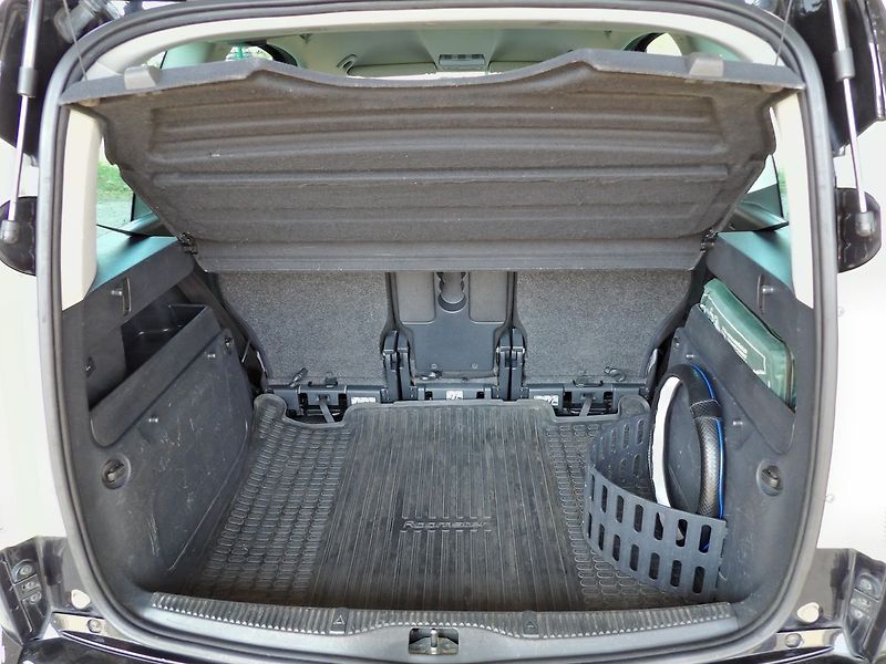 Škoda Roomster 1.2TSI 77kW DSG Ambition - fotka 19 z 36