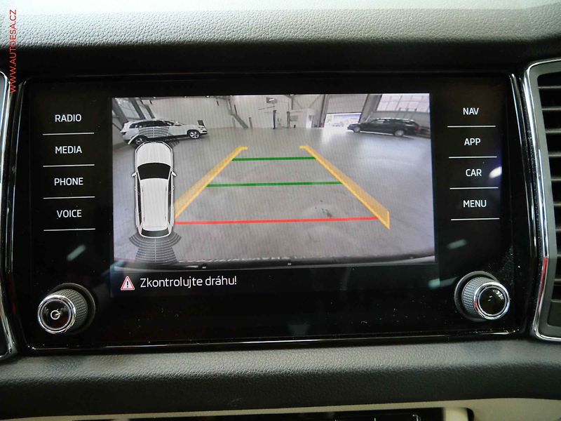 Škoda Kodiaq (2017) 2.0TDi 4x4, ČR, DSG, navi - fotka 22 z 24