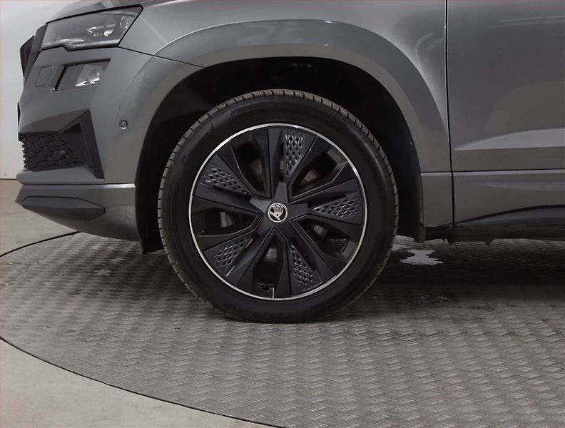Škoda Karoq (2024) Sportline 1.5 TSI - fotka 15 z 22