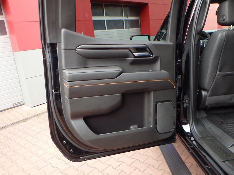 GMC Sierra (2022) 1500 AT4 6.2 V8 - fotka 25 z 30
