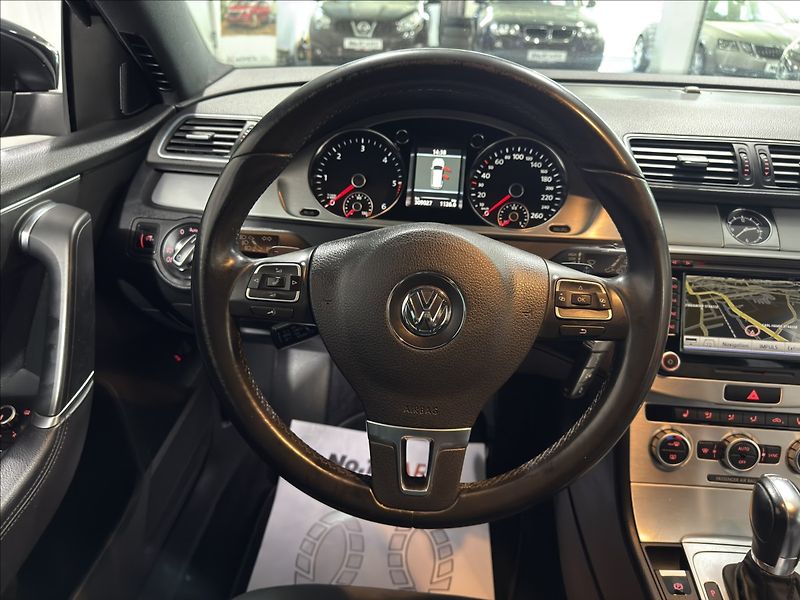 Volkswagen Passat 2,0   TDI DSG HIGHLINE BIXEN - fotka 26 z 42