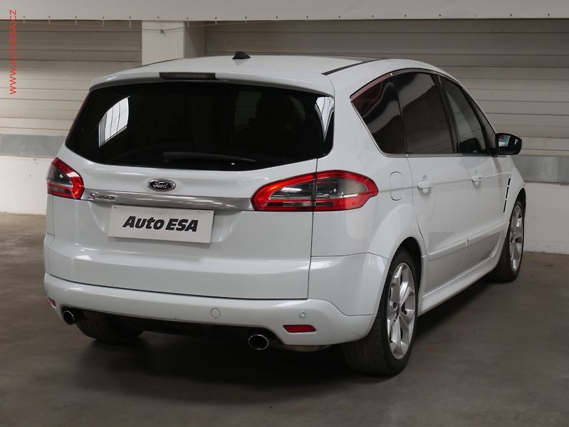 Ford S-MAX (2013) 2.2 TDCi, Titanium S, AT - fotka 6 z 24