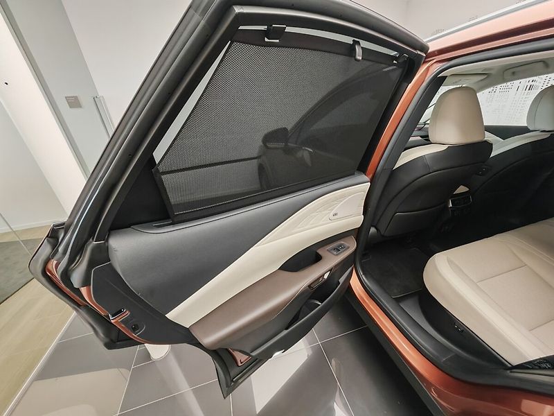 Lexus RX 450h plus RX 450h+ Luxury - fotka 29 z 50