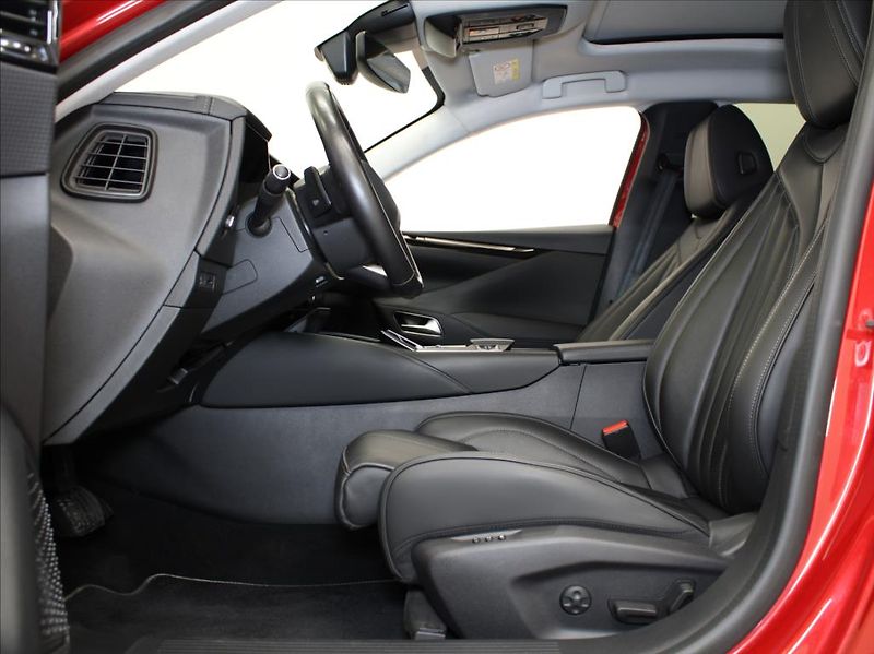 DS Automobiles DS4 1,5 HDi 96kW Cross Rivoli PANO - fotka 6 z 30