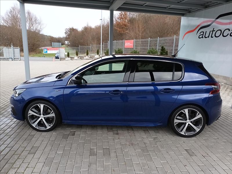 Peugeot 308 2,0 HDI,GT,130KW,ČR,SERVIS,NAV - fotka 7 z 50