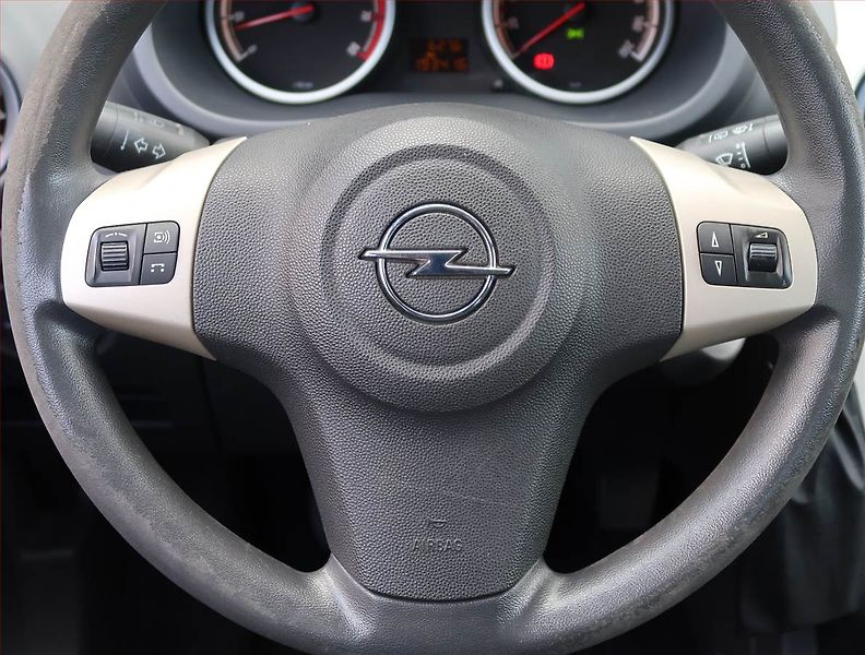Opel Corsa (2007) 1.4, po STK, dobrý stav - fotka 14 z 15