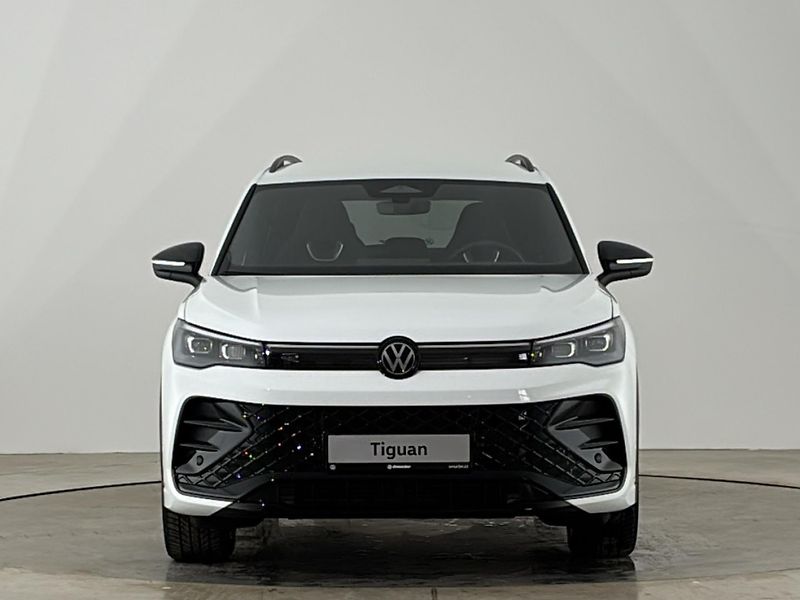 Volkswagen Tiguan (2025) R-Line - fotka 4 z 30