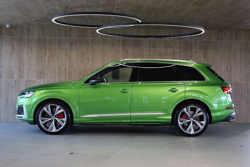 Audi SQ7 Záruka + servis do 10/2027 - fotka 3 z 47