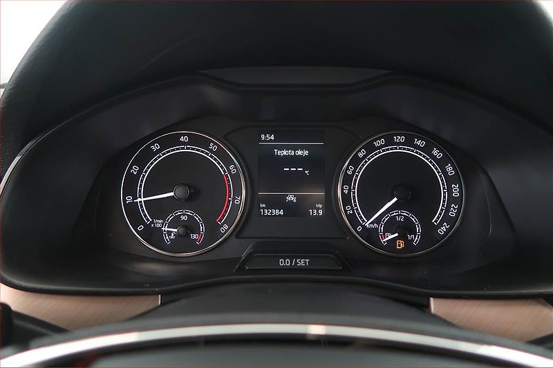 Škoda Scala (2023) Style 1.0 TSI, ČR,1.maj - fotka 11 z 17
