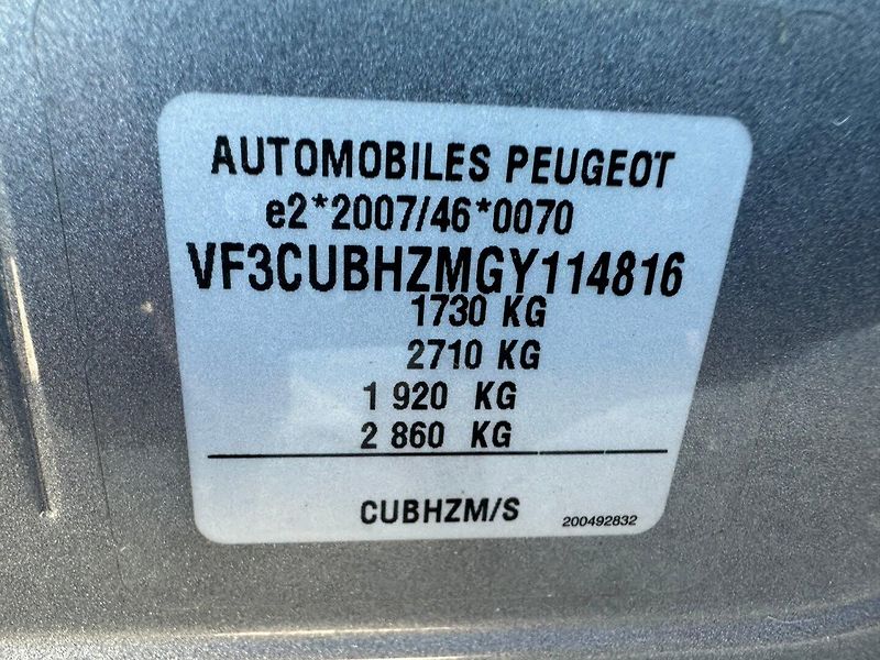 Peugeot 2008 (2016) 1.6Hdi 88kw GT-line - fotka 15 z 26