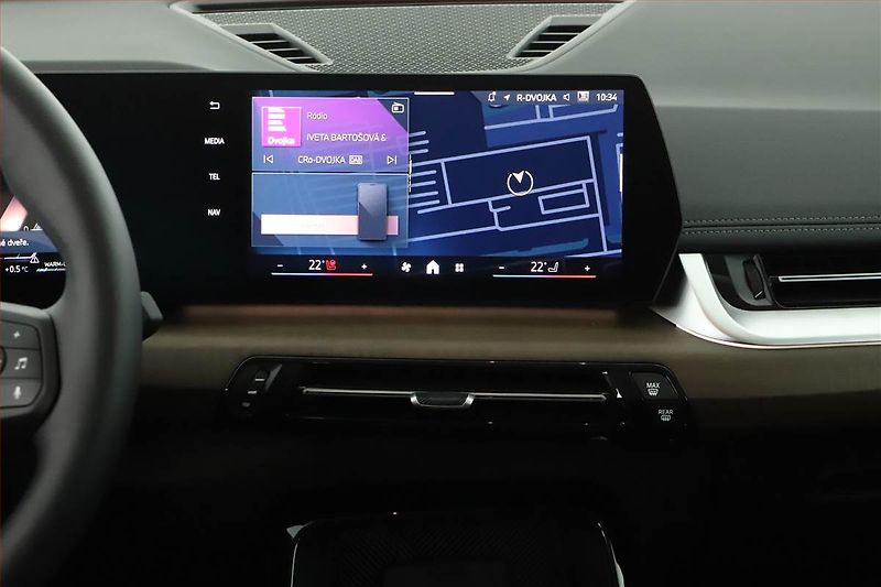 BMW X1 (2025) sDrive18i, XLine Edition - fotka 9 z 17