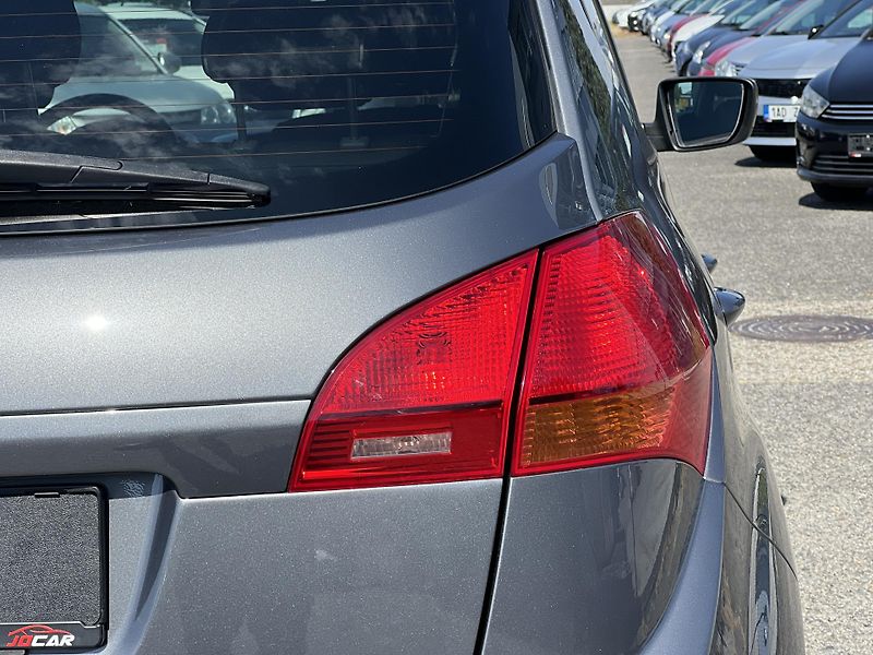Kia Venga 1.4CVVT 66kw  KLIMA PANORAMA - fotka 37 z 38