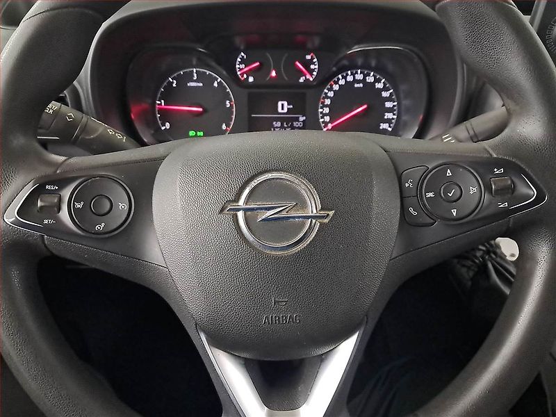Opel Combo (2020) 1.5 CDTI, ČR, 1Maj - fotka 11 z 13