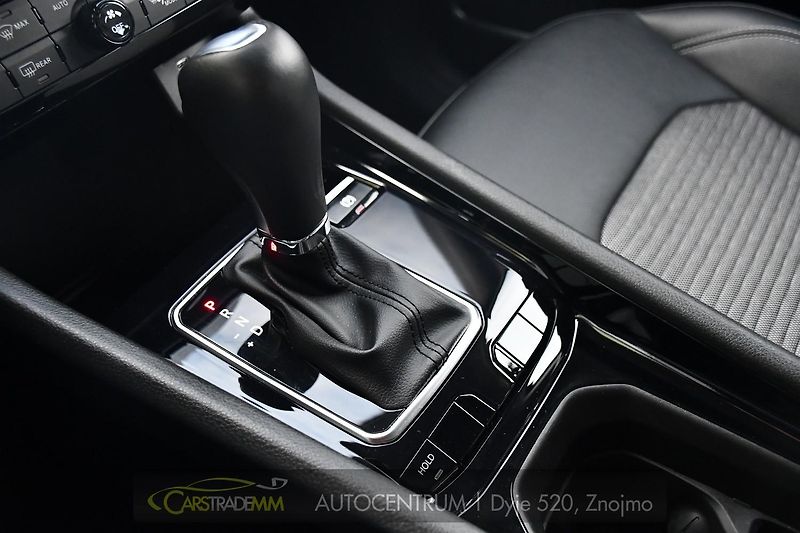 Jeep Compass 1.5l GSE T4 48V e-Hybrid - fotka 34 z 50