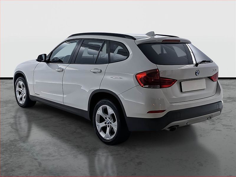 BMW X1 (2014) sDrive16d, Park. senzory - fotka 4 z 15