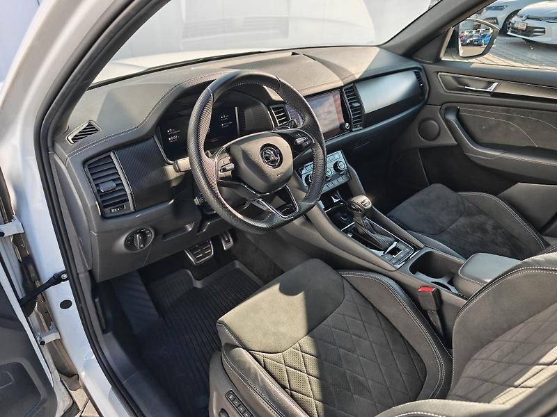 Škoda Kodiaq Sportline DSG 4x4 2,0TDI - fotka 5 z 28