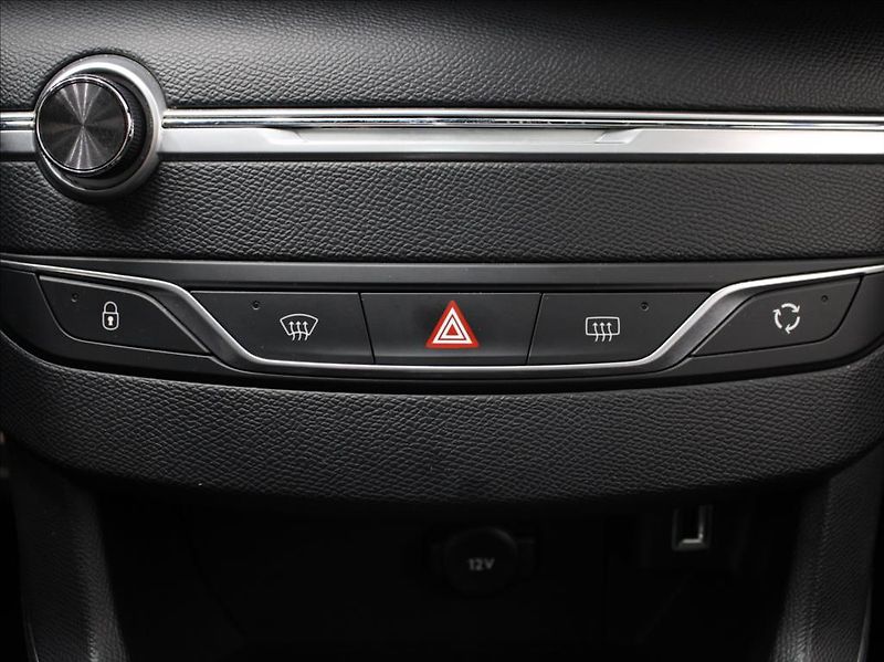 Peugeot 308 1,2 PT 96kW AT GT-line Pano. - fotka 19 z 23