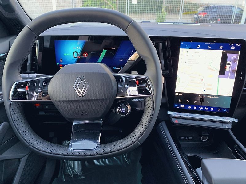 Renault Espace (2026) Iconic full hybrid E-Tech 200 - fotka 17 z 27