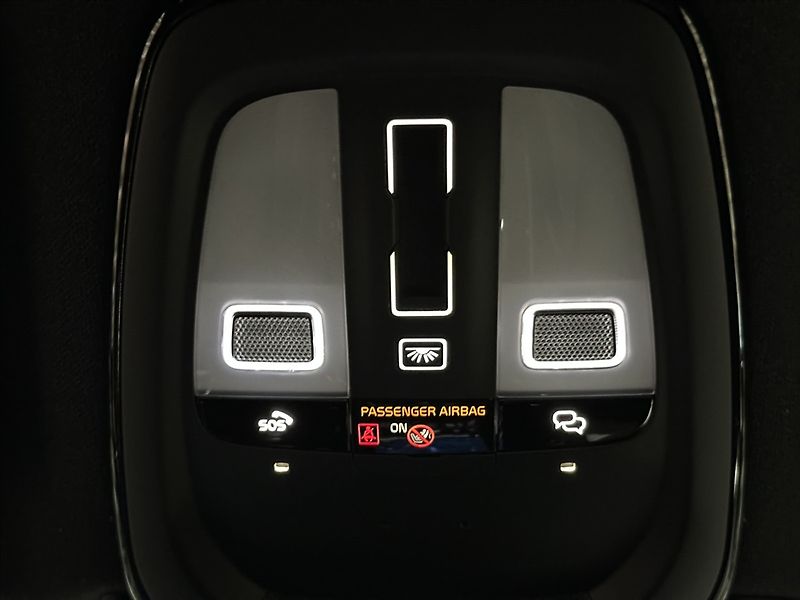 Volvo XC40 (2026) 2,0 B4  Ultra - fotka 33 z 33