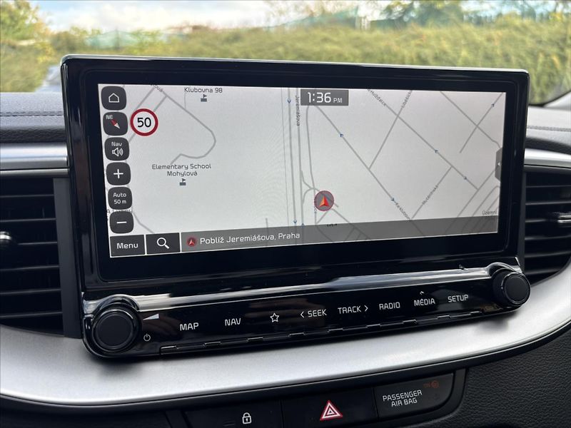 Kia Ceed 1,0 TGDi SPIN ZÁRUKA CARPLAY - fotka 18 z 36